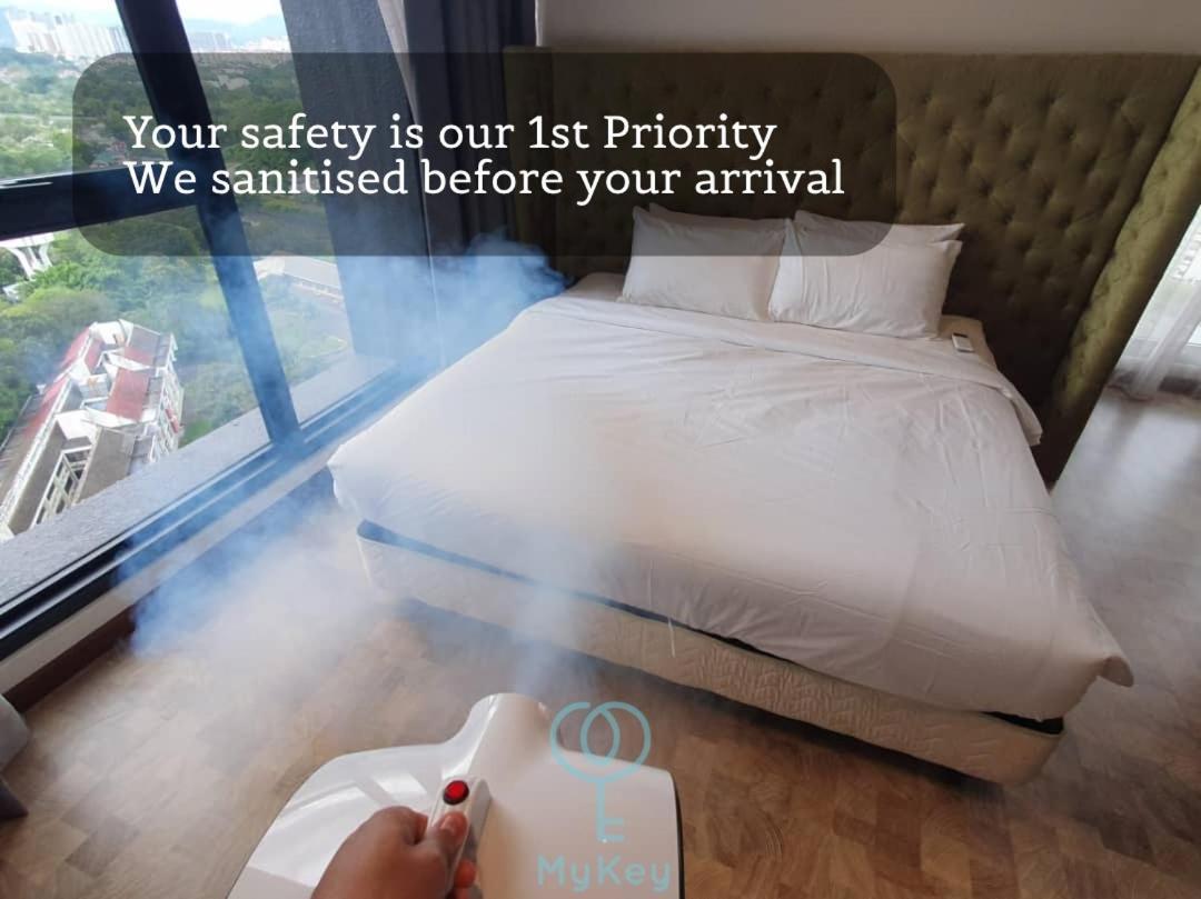Expressionz Professional Suites By Mykey Kuala Lumpur Eksteriør bilde Disinfection of hotel rooms