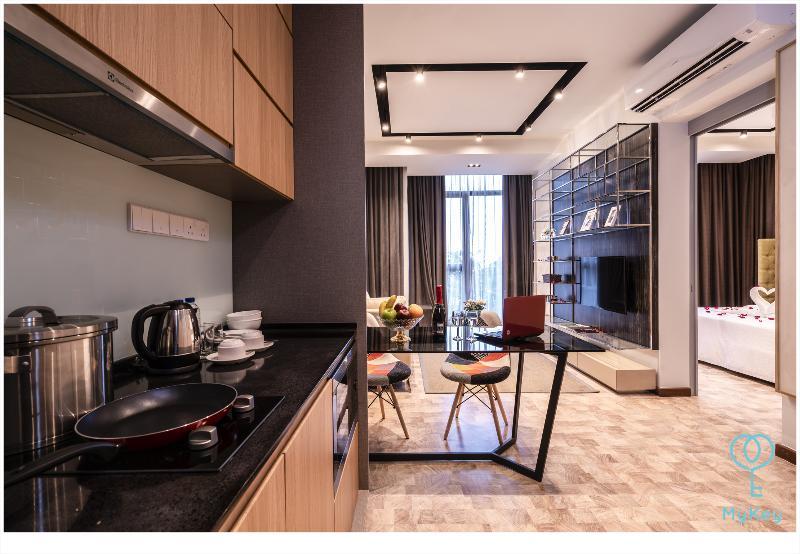 Expressionz Professional Suites By Mykey Kuala Lumpur Eksteriør bilde The interior of a typical apartment